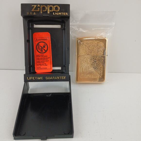 Vintage Zippo XII Camel Gold Tone Windproof Lighter w/ Box USA Made Collectible - Picture 2 of 9